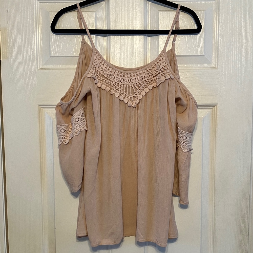 Target brand pale pink Spring Summer crochet bust cold shoulder gauze top M